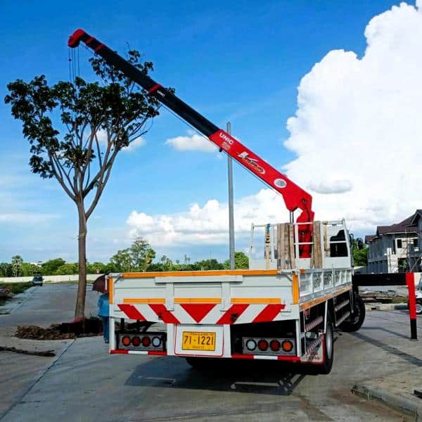 รถเฮี๊ยบหลายคันพร้อมให้บริการทั่วกรุงเทพ – P.S.CRANE