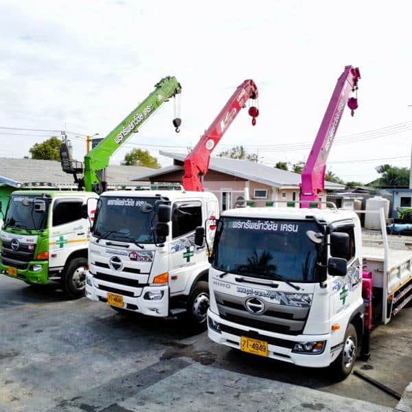 รถเฮี๊ยบหลายคันพร้อมให้บริการทั่วกรุงเทพ – P.S.CRANE